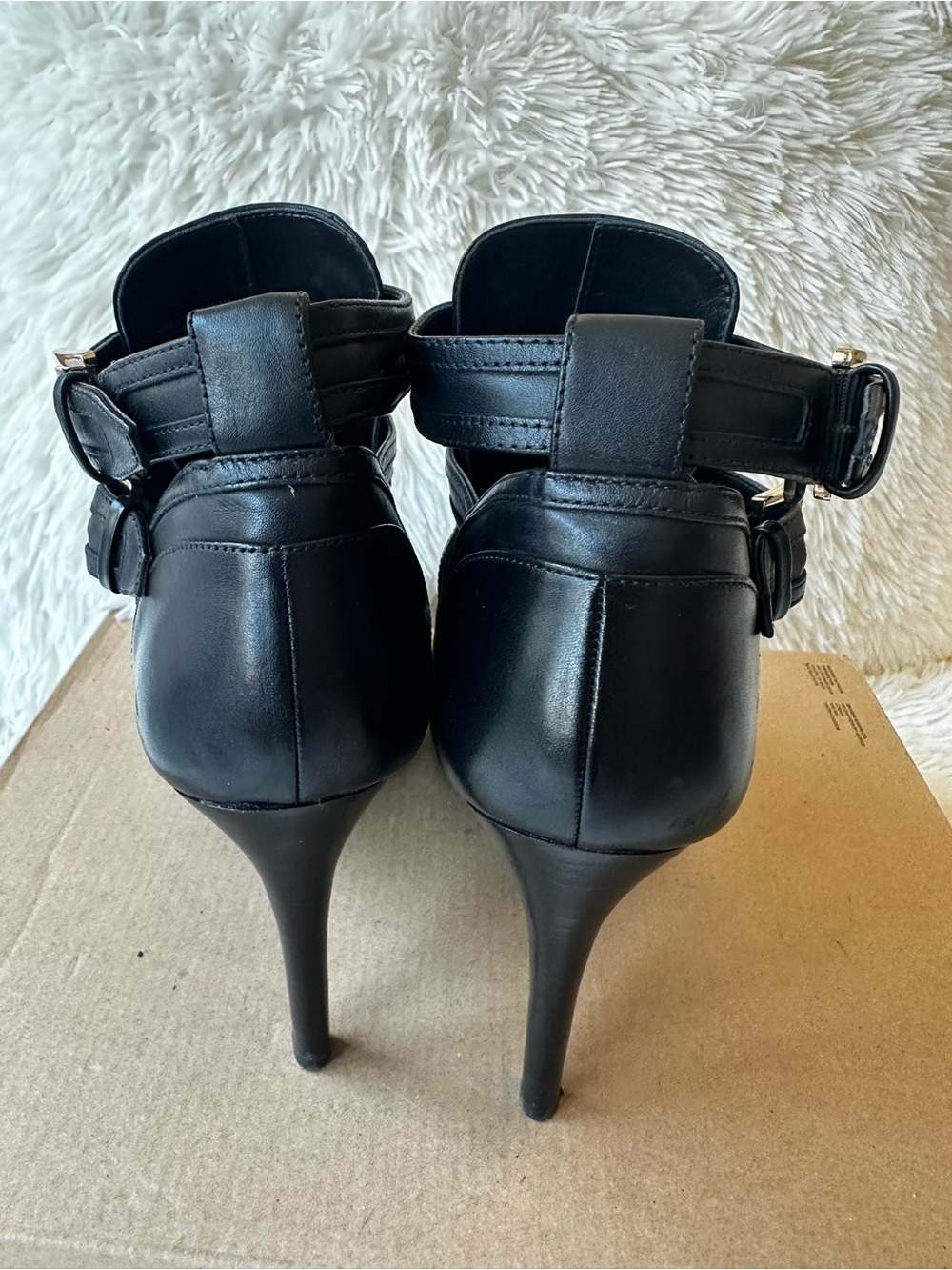 Michael Kors Blaze Women’s Black Peep-Toe High Heel Booties Size: 9 - Picture 3 of 9